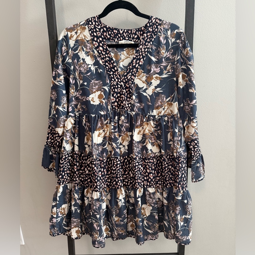Entro Navy Floral dress